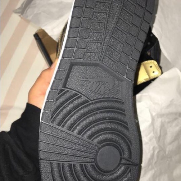 Gold Toe 1s - Picture 5 of 5